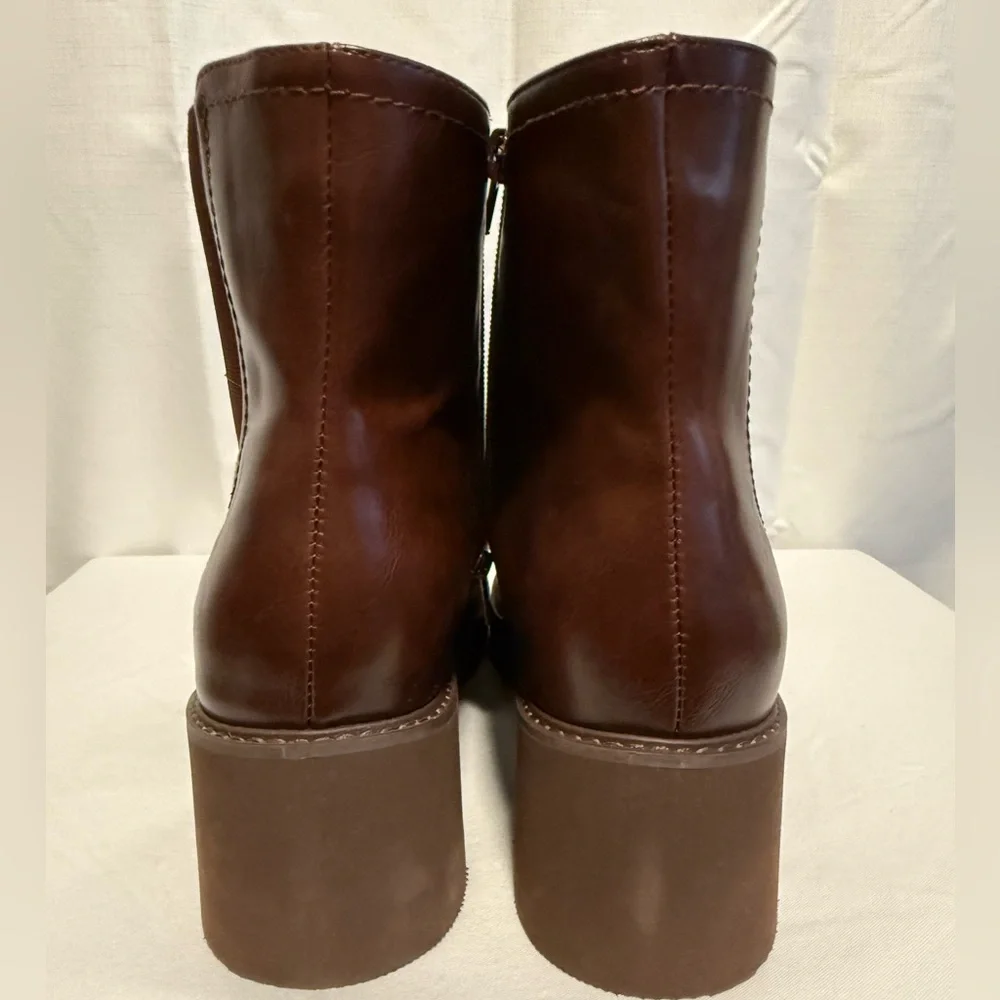 NWOT Naturalizer brown‎ boots- size 12 never worn